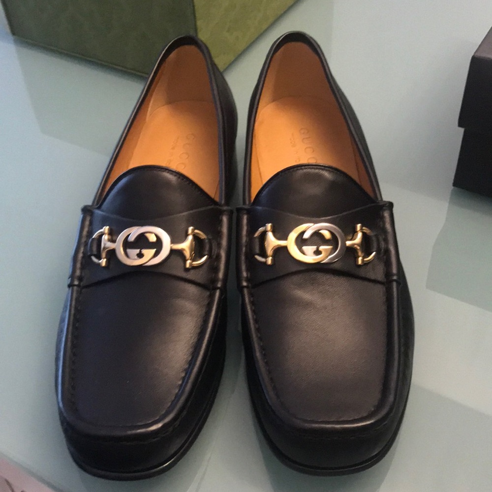 Authentic Gucci Mens Shoes Size 9
